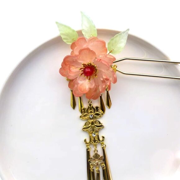 Gorgeous Floral Hairpin with Japanese Gold Accents main image 2